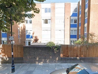 3 bedroom duplex to rent London, E3 5DF