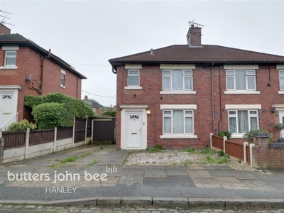 3 bedroom semi-detached house for rent in Brownfield Road, ST3