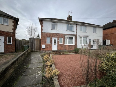 3 bedroom semi-detached house for sale in Gwencole Crescent, Leicester, LE3