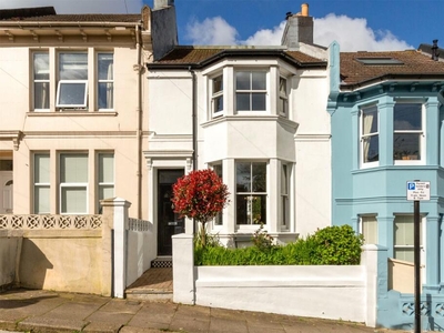 3 bedroom terraced house for sale in Whippingham Road, Brighton, BN2