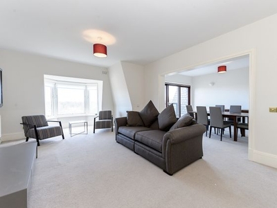 4 bedroom apartment to rent Park Road, NW8 7HY