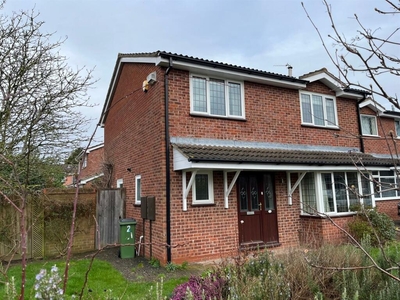 4 bedroom detached house for sale in Jacques Close, Enderby, Leicester, LE19