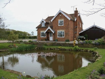 4 bedroom detached house for sale Peasenhall, IP17 2AS