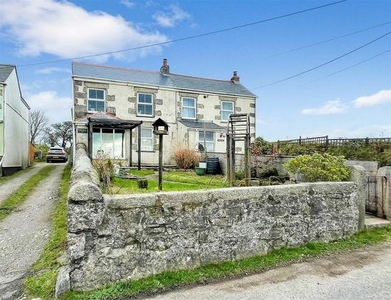 4 bedroom semi-detached house for sale Redruth, TR16 6LG
