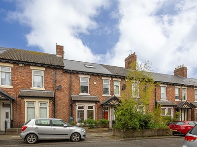 4 bedroom terraced house for sale in Croydon Road, Fenham, Newcastle upon Tyne, NE4