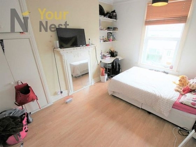 5 bedroom terraced house to rent Leeds, LS6 3JL