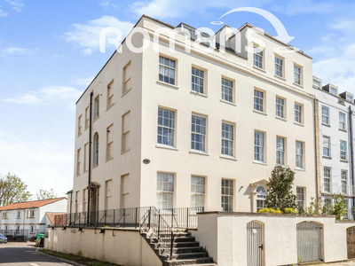 Studio apartment for rent in York House, 1-3 Clifton Road, BS8