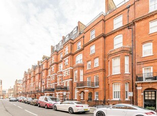 1 bedroom flat for rent in Egerton Gardens, Knightsbridge, London, SW3