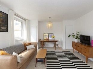 1 bedroom flat for rent in Old Ford Road, London, E2