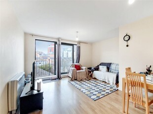 1 bedroom flat for rent in Sherwood Gardens,
Cubitt Town, E14