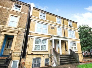 1 bedroom property for rent in Ashburnham Road, Bedford, MK40