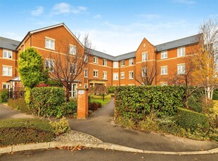 1 Bedroom Retirement Apartment For Sale in Banbury, Oxfordshire