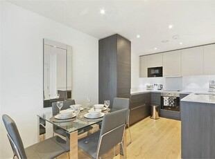 2 bedroom apartment for rent in 11 Saffron Central Square, Croydon, CR0