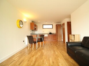 2 bedroom apartment for rent in Advent 2/3, 1 Isaac Way, Ancoats, M4