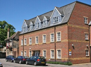 2 bedroom apartment for rent in Castle Mews, St Thomas' Street, OX1