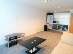 2 bedroom apartment for rent in One Park West, Liverpool, L1