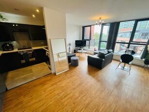 2 bedroom apartment for rent in Quebec Building, Bury Street, M3