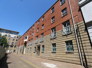 2 bedroom apartment for rent in St James Mansions, Mount Stuart Square, Cardiff, CF10
