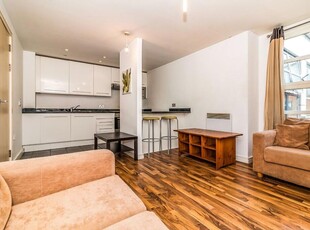 2 bedroom apartment for rent in The Quadrangle, City Centre, M1
