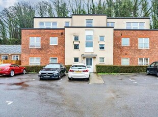 2 Bedroom Apartment For Sale In Whyteleafe