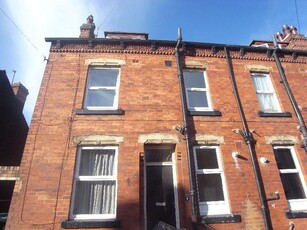 2 bedroom end of terrace house for rent in Spring Grove View, Headingley, Leeds, LS6