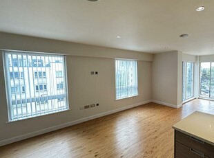 2 bedroom flat for rent in Croft House Heritage Avenue, London NW9