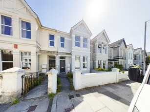 2 bedroom flat for rent in Peverell, Plymouth, PL3