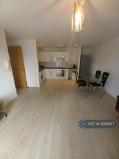 2 bedroom flat for rent in Quay 5, Salford, M5