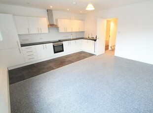 2 bedroom flat for rent in Richmond Hill, Bournemouth, , BH2