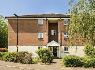 2 bedroom flat for rent in Shire Horse Way, Isleworth, TW7