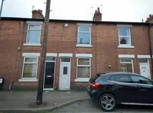 2 bedroom terraced house for rent in Clumber Road, Nottingham, NG2