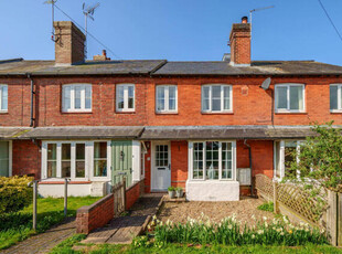 2 Bedroom Terraced House For Sale In Alresford, Hampshire