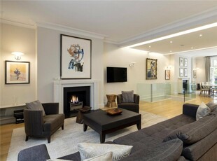 3 bedroom apartment for rent in Dunraven Street, W1K