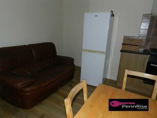 3 bedroom apartment for rent in Northcote Street, Roath, CF24