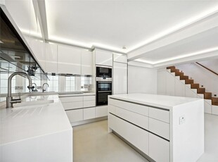 3 bedroom apartment for rent in Romney House, 47 Marsham Street, London, SW1P