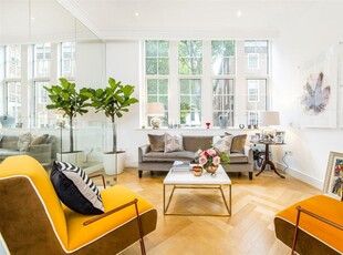3 bedroom flat for rent in Romney House, 47 Marsham Street, Westminster, London, SW1P