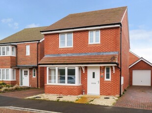 3 bedroom property to let in Whitethorn Road Andover SP11