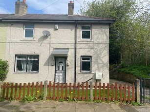 3 bedroom semi-detached house for rent in Dracup Avenue, Bradford, BD7
