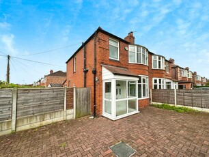 3 bedroom semi-detached house for rent in School Grove, Manchester, Greater Manchester, M20