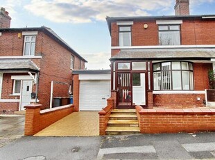 3 Bedroom Semi-detached House For Sale In Whitefield