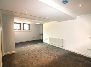 4 bedroom apartment for rent in Flat 7, The Old Library, Carlton Road, Nottingham, NG3