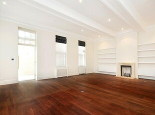 4 bedroom flat for rent in Draycott Place, Chelsea, SW3