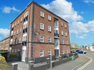 4 bedroom flat for rent in Schooner Way, Atlantic Wharf, Cardiff, CF10