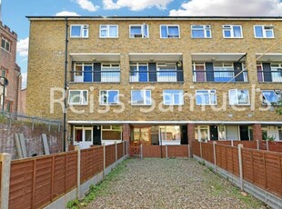 4 bedroom terraced house for rent in Churchward House, Lorrimore Road, Kennington, Southwark,London, SE17