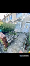 4 bedroom terraced house for rent in Filton Avenue, Horfield, Bristol, BS7