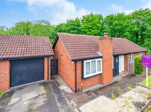 Bungalow for sale in Ferndale Drive, Priorslee, Telford, Telford And Wrekin TF2
