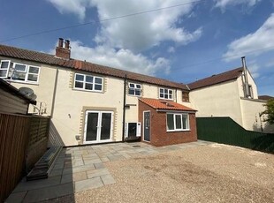 Cottage to rent in Starks Row, Fulstow, Louth LN11