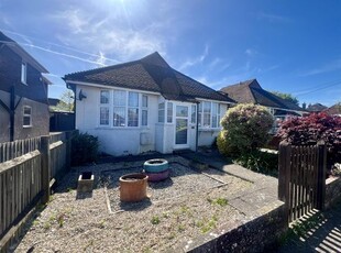 Detached bungalow to rent in Hillcrest Avenue, Bexhill-On-Sea TN39
