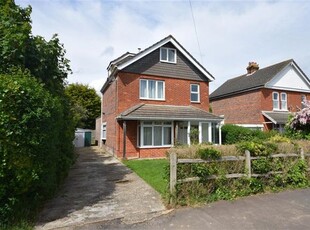 Detached house to rent in 26 First Avenue, Emsworth, Hampshire PO10