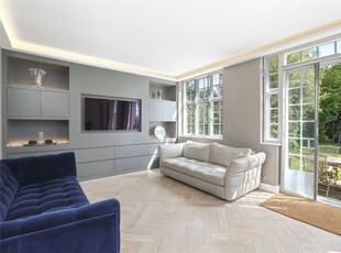 Detached house to rent in Brim Hill, Hampstead Garden Suburb, London N2